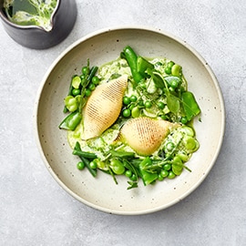 Пълнени "черупки" от паста със сьомга Пълнени "черупки" от паста със сьомга